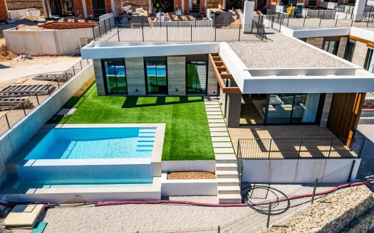 Nowoczesna willa z prywatnym basenem i solarium – Polop