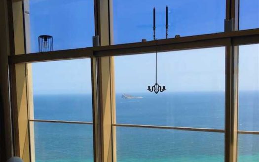 Na sprzedaż ekskluzywny apartament w ikonicznym budynku Intempo w Benidormie