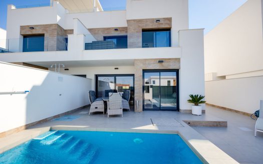 Ekskluzywna Nowa Willa w Los Montesinos – Teraz w Obniżonej Cenie: Tylko 329 900 €!