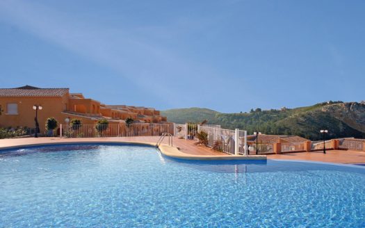 Penthouse z widokiem na morze w Benitachell – komfort, natura i cisza