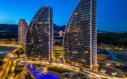 Apartament w prestiżowym kompleksie z podgrzewanym basenem w Benidorm