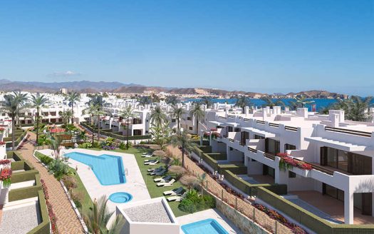 Bungalow z solarium 100 m od plaży na Costa de Almería – 2 sypialnie, podgrzewany basen