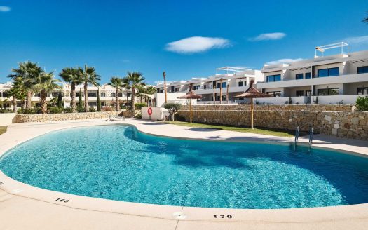 Bungalow dolny z widokiem na basen, 250 m od morza