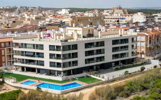 Apartament w pierwszej linii od plaży z panoramicznym widokiem na morze – La Mata