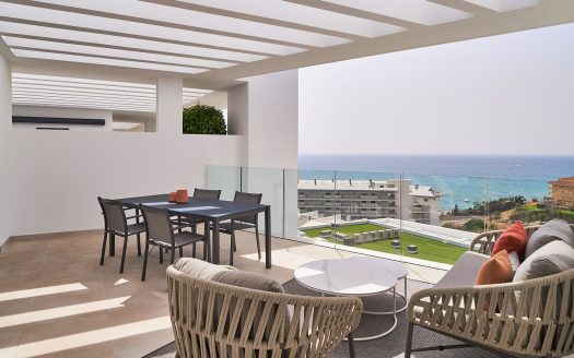 Nowy prestiżowy apartament z 3 sypialniami 350m od plaży na Costa del Sol