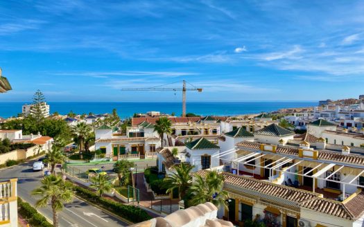 Penthouse duplex z widokiem na morze i prywatnym solarium – La Mata, Torrevieja