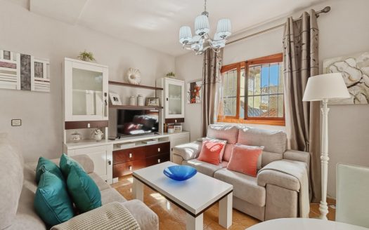 Dom na sprzedaż w La Mata, Torrevieja – 700 m od plaży | 3 sypialnie | widok na morze | idealny dla rodziny