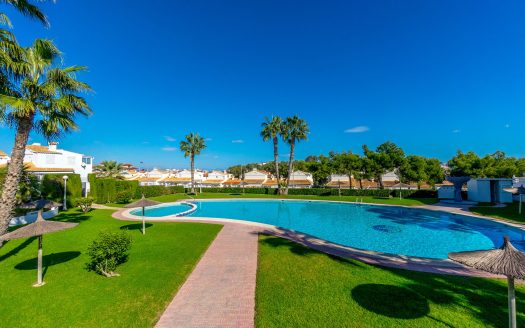 Dom szeregowy z 3 sypialniami i dostępem do basenu – Torreblanca, Torrevieja