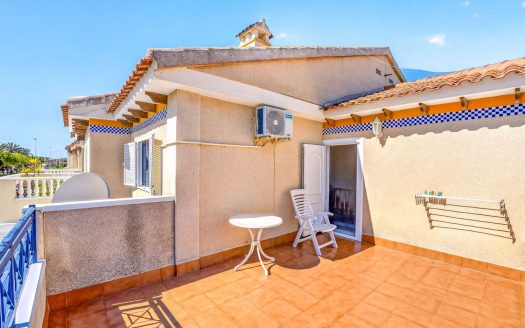 Dom szeregowy narożny z ogrodem 60 m² i basenem – Zeniamar, Orihuela Costa