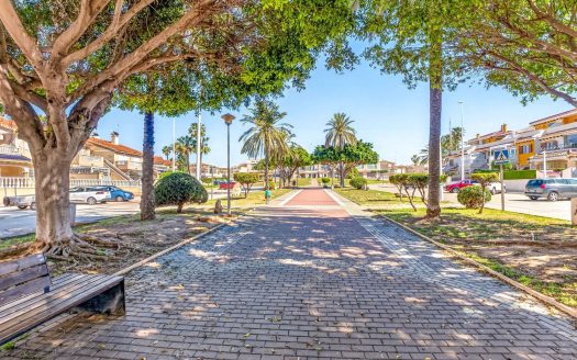 Dom szeregowy narożny z ogrodem 60 m² i basenem – Zeniamar, Orihuela Costa