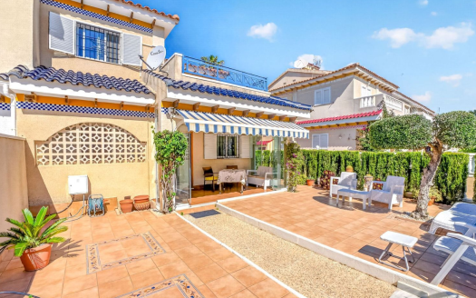 Dom szeregowy narożny z ogrodem 60 m² i basenem – Zeniamar, Orihuela Costa