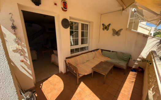 Dom w Las Ramblas z ogrodem i basenem – Orihuela Costa